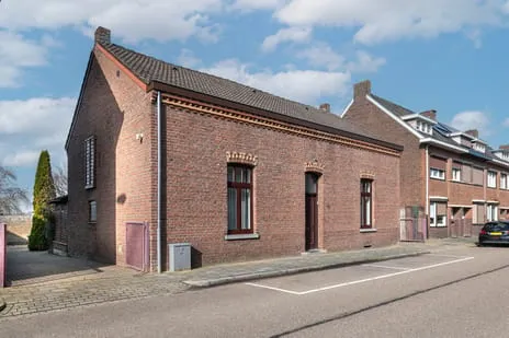 Vrijstaande woning te koop: Kampstraat 63, Heerlerheide Kom Heerlen
