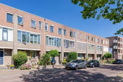 Tussenwoning te koop: Kanaal Noord 85A, De Haven Apeldoorn