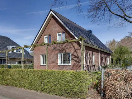 Koopwoning: Kanaal A NZ 101 in Emmer-Compascuum - €497.500 - 212m²