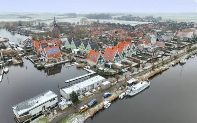 Twee-onder-één-kap te koop: Kanaaldijk 104, West-Graftdijk West-Graftdijk