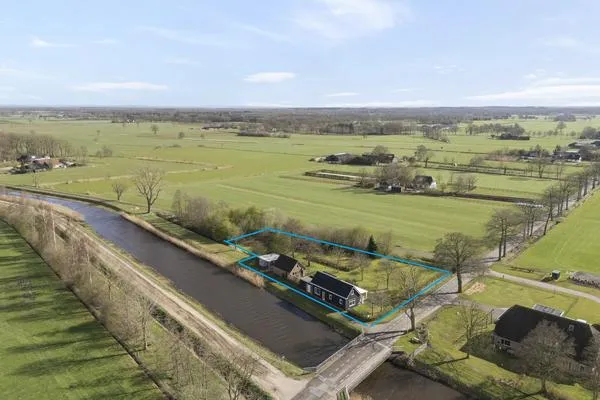 Vrijstaande woning te koop: Kanaaldijk-zuid 1, Buitengebied Heino Heino