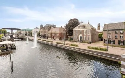 Vrijstaande woning te koop: Kanaaldijk N.W. 47, Steenweg en omgeving Helmond