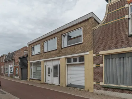 Twee-onder-één-kap te koop: Kanaalstraat 11, Hansweert - Kern Hansweert