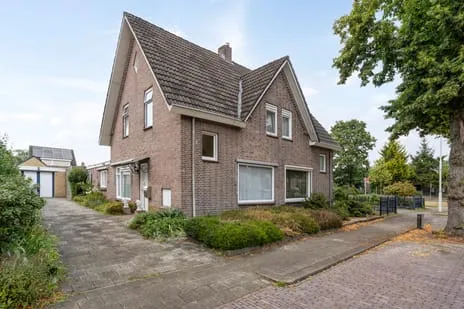 Twee-onder-één-kap te koop: Kanaalstraat 53, Noord Someren