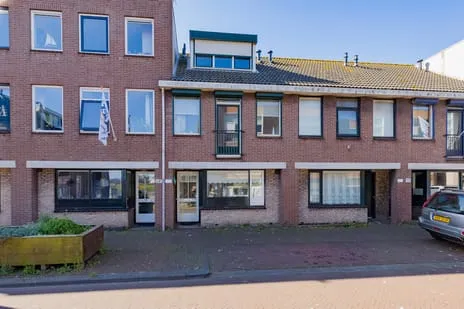 Tussenwoning te koop: Kanaalstraat 68D, Oud-IJmuiden Ijmuiden