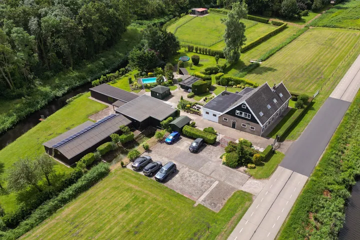 Vrijstaande woning te koop: Kanaalweg Oostzijde 184, Buitengebied Hellevoetsluis