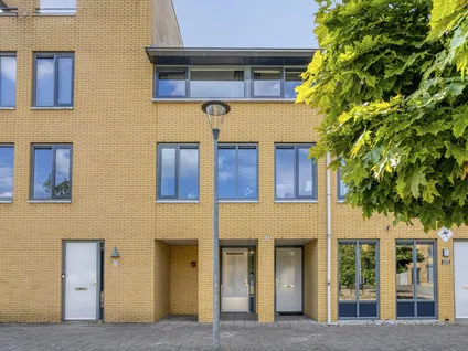 Tussenwoning te koop: Kangoeroestraat 57, Brabantpark Breda