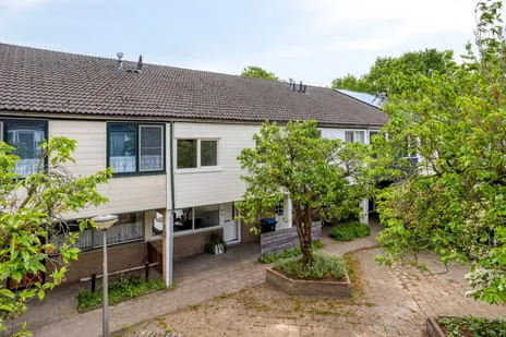 Tussenwoning te koop: Kannenburg 311, Het Oostrik Deventer