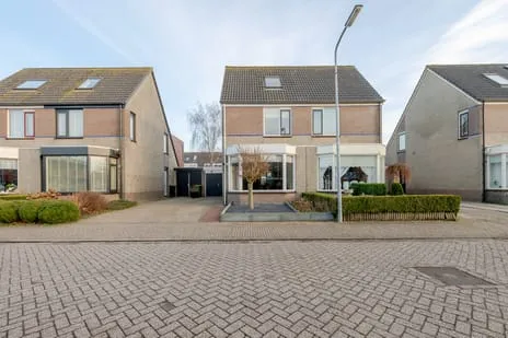 Tussenwoning te koop: Kantbeugel 44, Kantbeugel en omgeving De Goorn