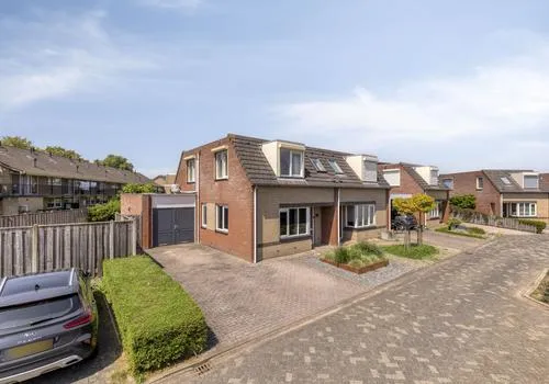 Hoekwoning te koop: Kanteel 1, Kern Dreumel Dreumel