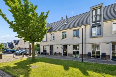 Terraced house for sale: Kantelenmuur 11, Muren Houten