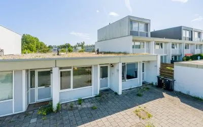 Tussenwoning te koop: Kantershof 574, Kantershof Amsterdam