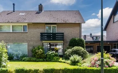 Tussenwoning te koop: Kanunnik Daemenstraat 11, Kerkakkers Mierlo