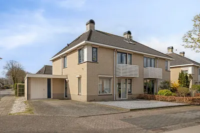 Hoekwoning te koop: Kanunnik Geurtsstraat 4, Siebengewald Kern Siebengewald