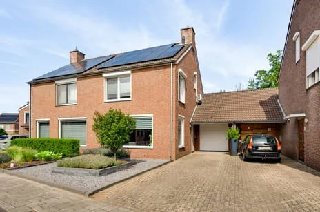 Tussenwoning te koop: Kapelaan Wijnensingel 40, Beek Beek (Li)