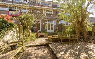 Tussenwoning te koop: Kapelplein 3, Rijslag 'S-Gravenhage