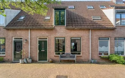 Tussenwoning te koop: Kapelsteeg 3, Harderwijk