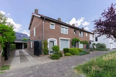 Hoekwoning te koop: Kapelstraat 22, Scharn Maastricht