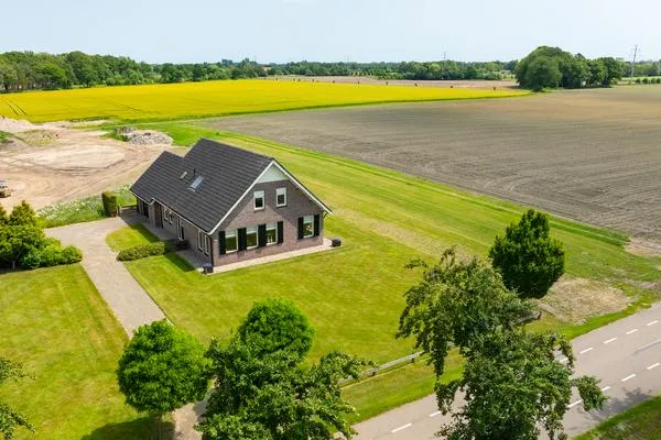 Detached house for sale: Kapelweg 13A, Verspreide huizen Sinderen Sinderen