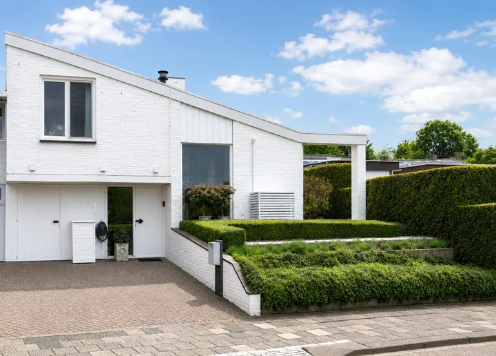 Twee-onder-één-kap te koop: Kapelweg 19, Cadier Cadier En Keer