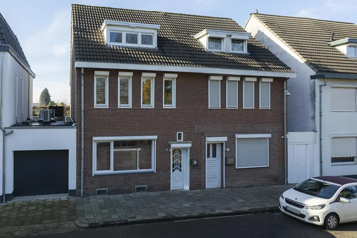 Tussenwoning te koop: Kapelweg 8, Kaalheide Kerkrade