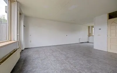Tussenwoning te koop: Kapershoekseweg 85, Hoogvliet Zuid Hoogvliet Rotterdam