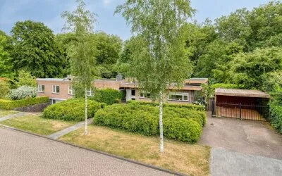 Twee-onder-één-kap te koop: Kapteijnlaan 12, Zonderwijk Veldhoven