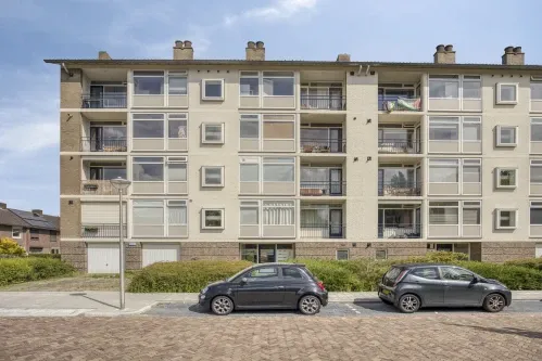 Appartement te koop: Kardinaal van Rossumlaan 33, Burghplan Eindhoven