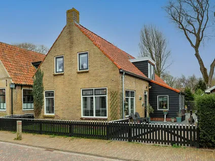 Koopwoning: Kardinaal de Jongweg 4 in Nes - €475.000 - 114m²