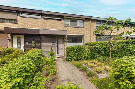 Tussenwoning te koop: Kardinaal Frankenbergstraat 55, Rijsbergen Rijsbergen