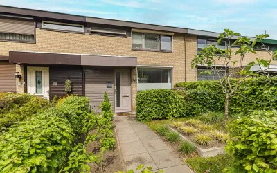Tussenwoning te koop: Kardinaal Frankenbergstraat 55, Rijsbergen Rijsbergen