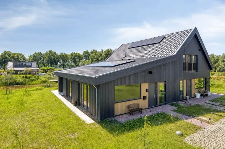 Twee-onder-één-kap te koop: Kardinaalsmuts 20, Drostinnewijk Leek