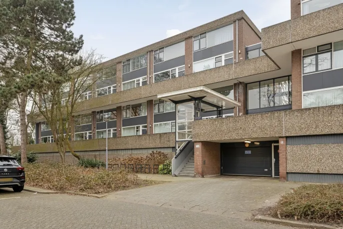Appartement te koop: Kardoenhof 61, Hoogvliet Noord Hoogvliet Rotterdam