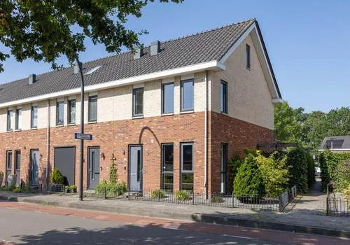 Corner house for sale: Karel Appelstraat 12, Hengelose Es-Noord Hengelo
