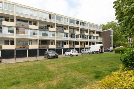 Appartement te koop: Karel Doormanlaan 442, Zeeheldenkwartier Hilversum