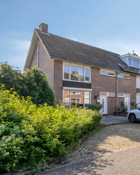 Terraced house for sale: Karel Doormanstraat 30, Braakhuizen-Zuid Geldrop