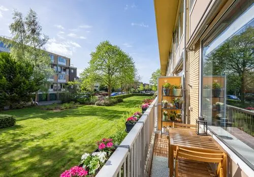 Appartement te koop: Karel Doormanlaan 114, Zeeheldenkwartier Hilversum