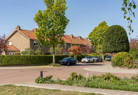 Tussenwoning te koop: Karel Doormanlaan 62, Midden Eng-Oost Bussum