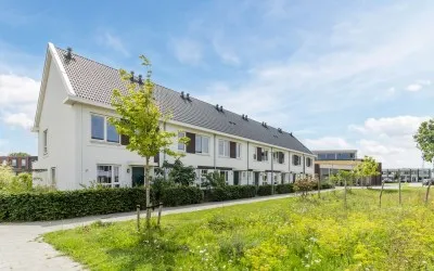 Tussenwoning te koop: Karimunstraat 38, Heijplaat Rotterdam