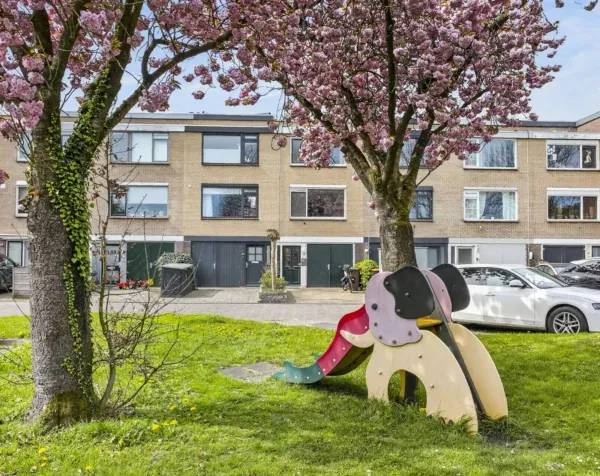 Tussenwoning te koop: Karolingersweg 138, De Heul Wijk Bij Duurstede