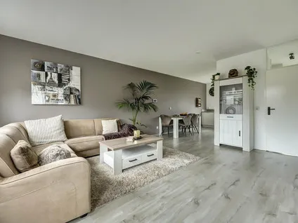 Tussenwoning te koop: Karperveen 264, Spijkenisse