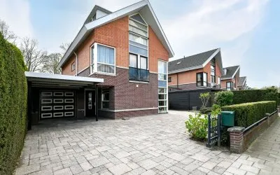 Vrijstaande woning te koop: Karperweg 11, Noordbuurt Eemnes