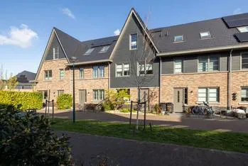 Tussenwoning te koop: Karsenhof 5, Nieuw-Rhijngeest Oegstgeest