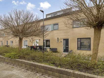 Tussenwoning te koop: Karspelhof 13, Heerhugowaard