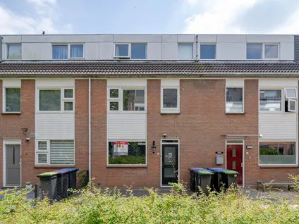Tussenwoning te koop: Karwijdreef 6, Dreven Spijkenisse
