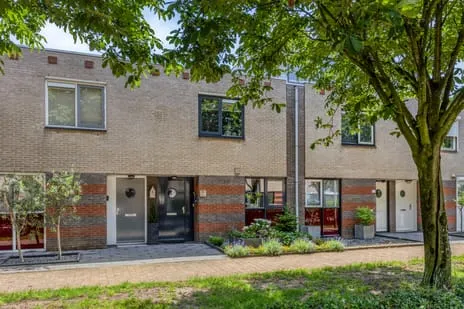 Tussenwoning te koop: Kastanjeberg 102, Tolberg-West Roosendaal