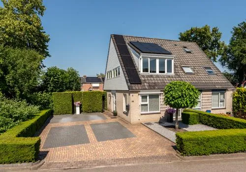 Semi-detached for sale: Kastanjehof 35, Winschoten-Bomenbuurt Winschoten