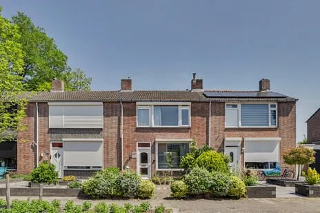 Tussenwoning te koop: Kastanjelaan 111, Slotjes-Oost Oosterhout (Nb)