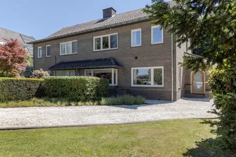 Twee-onder-één-kap te koop: Kastanjelaan 12, Kollenberg-Park Leyenbroek Sittard