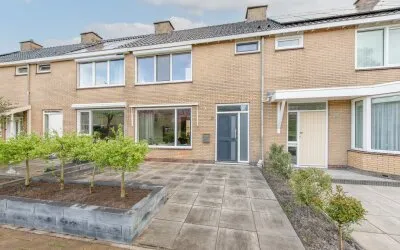 Tussenwoning te koop: Kastanjelaan 13, Recreatiebuurt Heerhugowaard